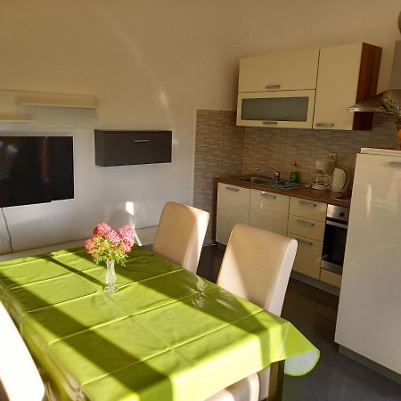 Apartment Valerija Baska  Ngoại thất bức ảnh
